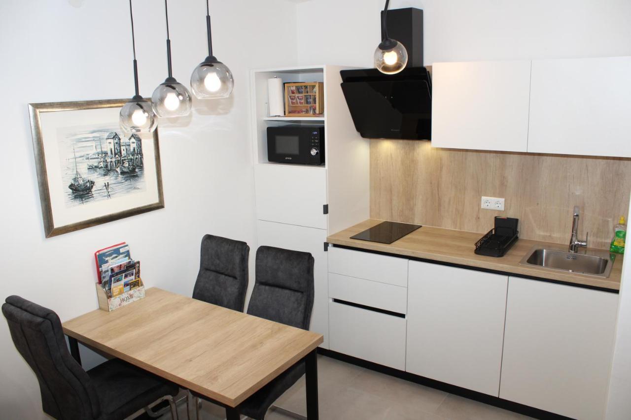 Apartments Lana สปลิท ภายนอก รูปภาพ